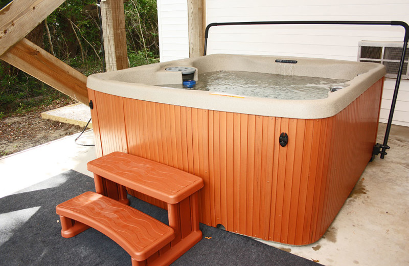 Rental jacuzzi at Oak Island Accomodations.