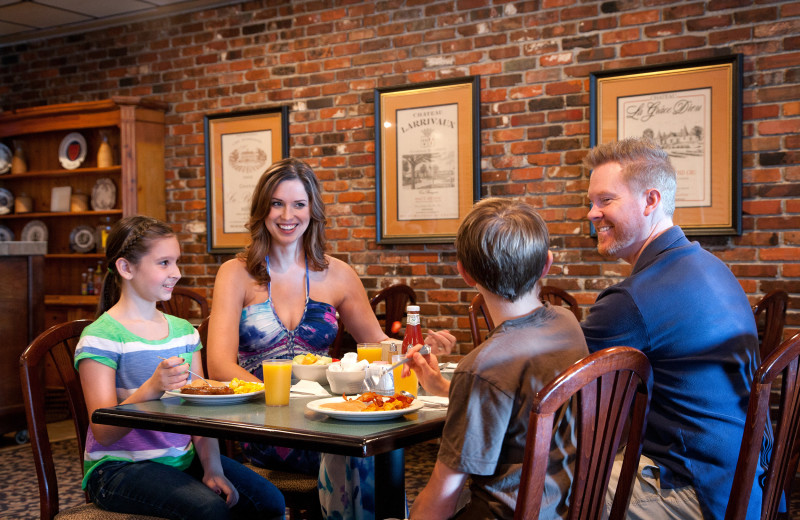 Family dining at Long Bay Resort.