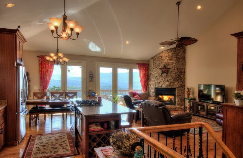 Rental living room at Hidden Creek Cabins.