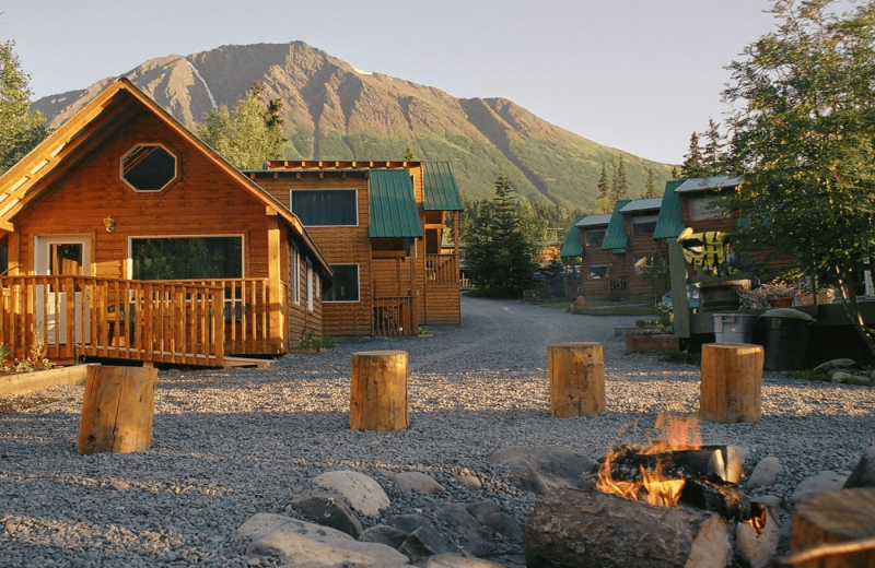 Cabins at Kenai River Drifter's Lodge.