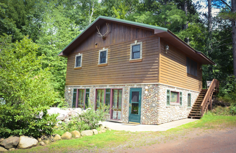 Cabin exterior at Tri Lake Timbers Resort.