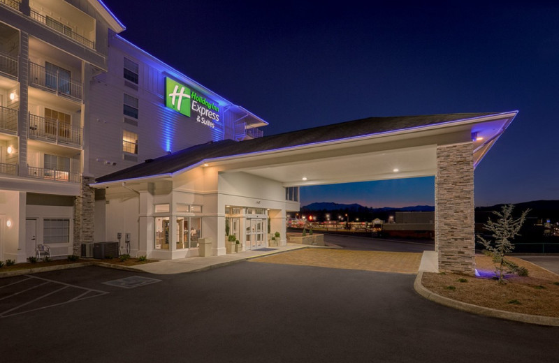 Exterior view of Holiday Inn Express 