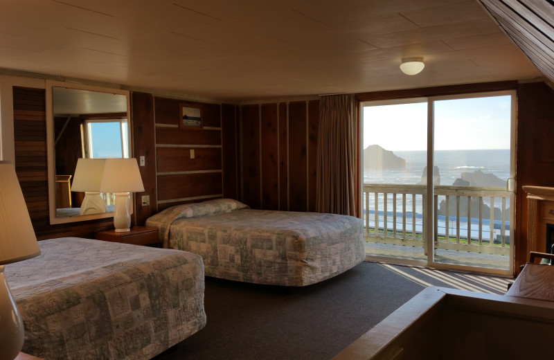 Guest bedroom at Sunset Oceanfront Lodging.