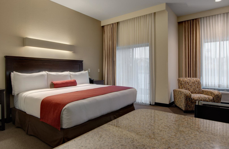 Guest room at Berlin Grande Hotel.