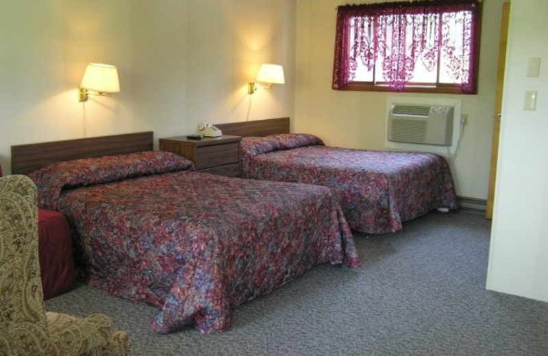 Guest Room at Wolff's Maple Breeze Resort