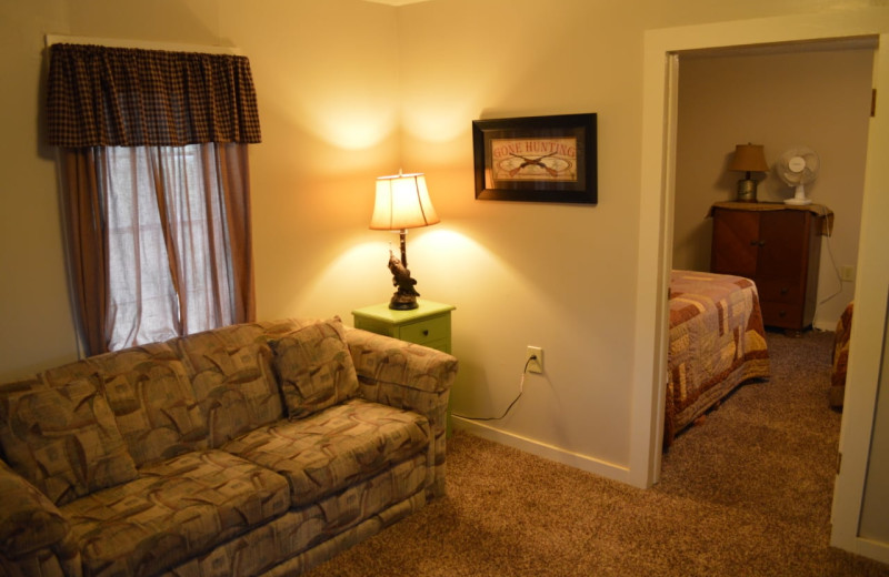 Cabin living room at Mulberry Mountain Lodging & Events.