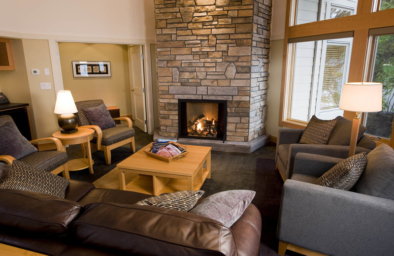 Guest living room at Sonora Resort and Conference Centre, Canada.