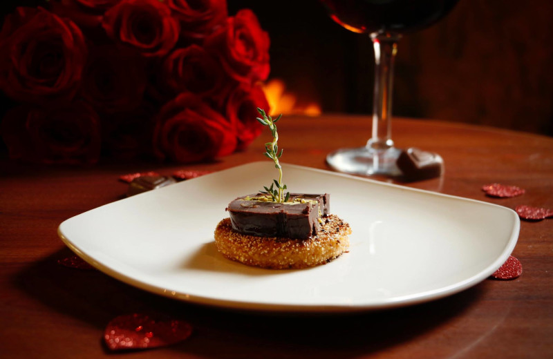 Dining at Belhurst Castle and White Springs Manor.