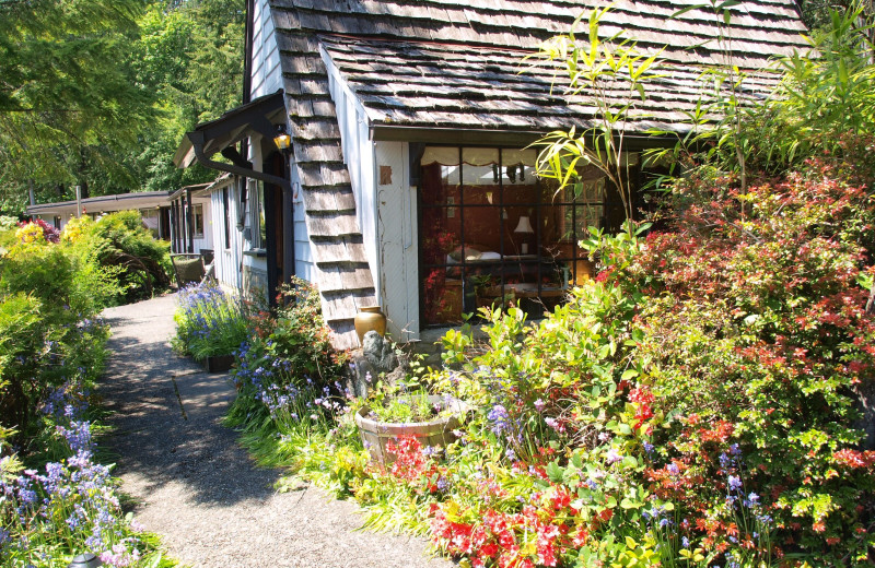 Cottage exterior at Hood Canal Cottages.