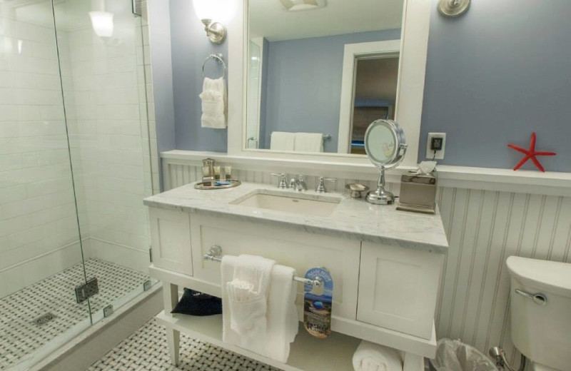 Guest bathroom at Inn at Diamond Cove.