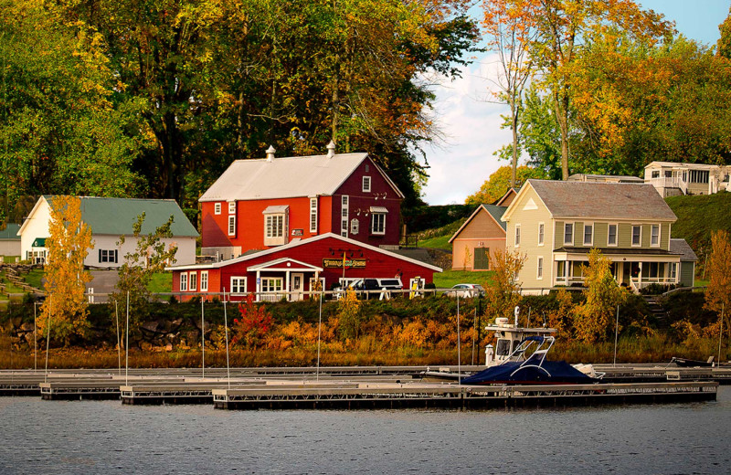 Exterior view of Apple Island Resort.