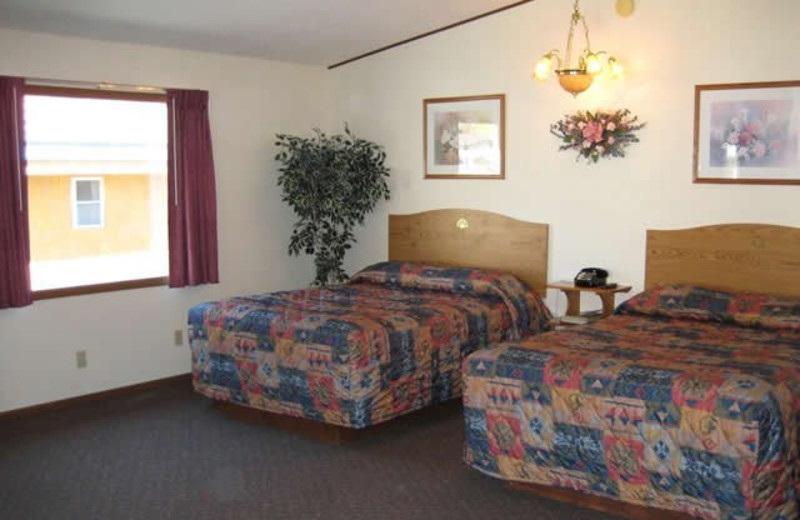 Guest room at Cedar Wood Inn.