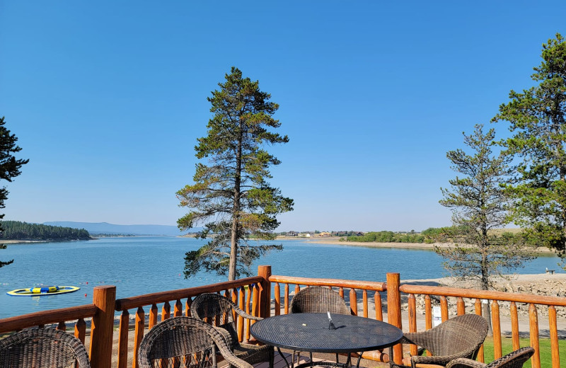 Patio at Lakeside Lodge and Resort.