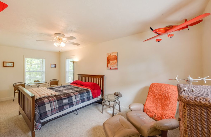 Rental bedroom at Chattanooga Vacation Rentals.