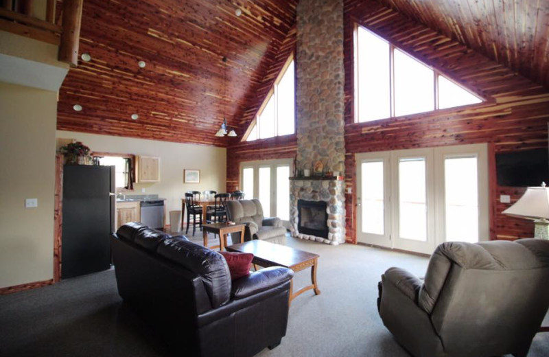 Cottage living room at Riverwood Resort.