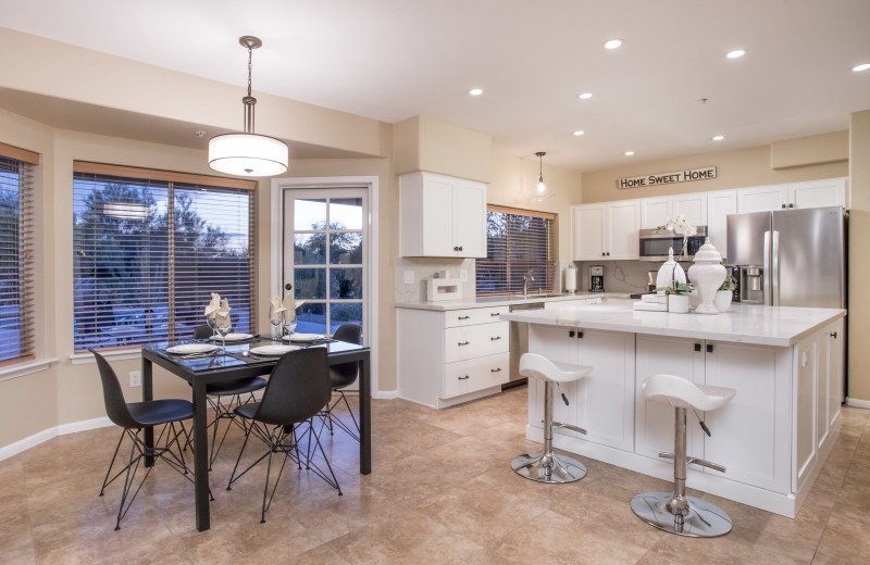 Rental kitchen at Padzu Vacation Homes - Scottdale.