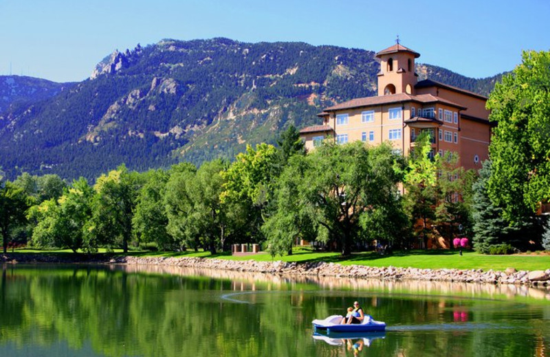 The Broadmoor Colorado Springs CO Resort Reviews the-broadmoor-colorado-springs-co-resort-reviews