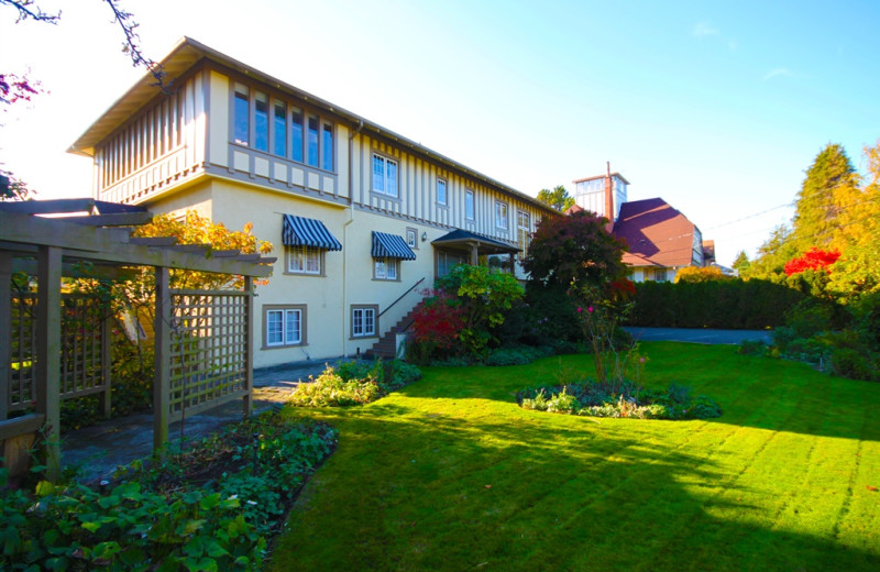 Exterior view of Oak Bay Guest House.
