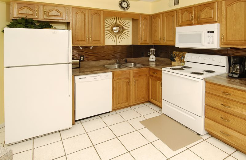 Rental kitchen at Bender Realty.