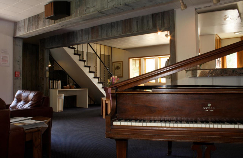 Lobby at St. Moritz Lodge & Condominiums.