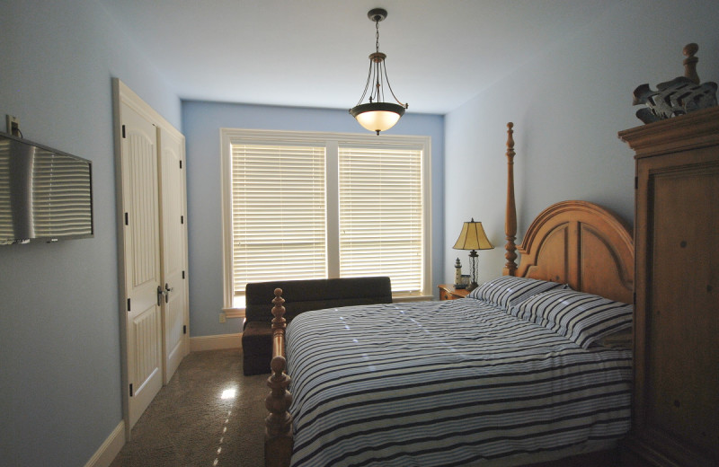 Guest room at Admiral's Beach Retreat.