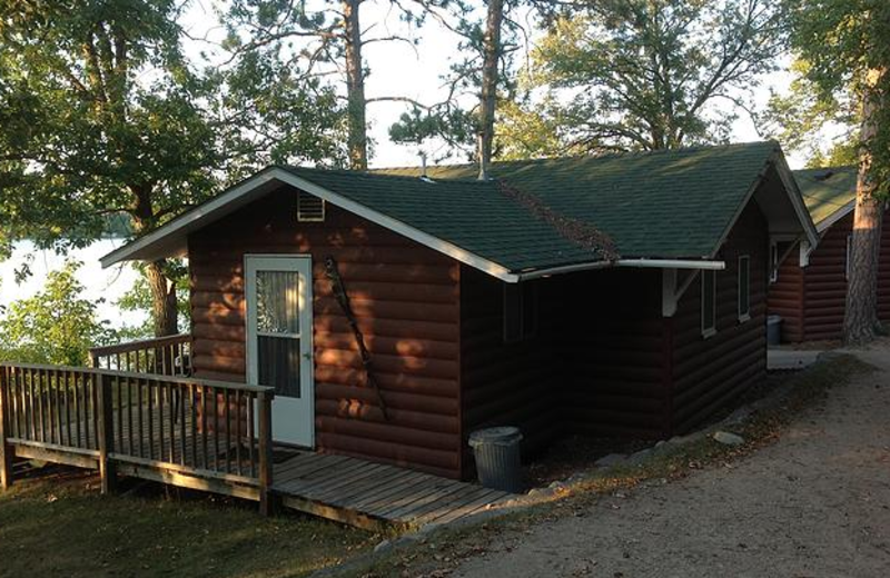 Cabin Accommodations at Beauty Bay Lodge & Resort