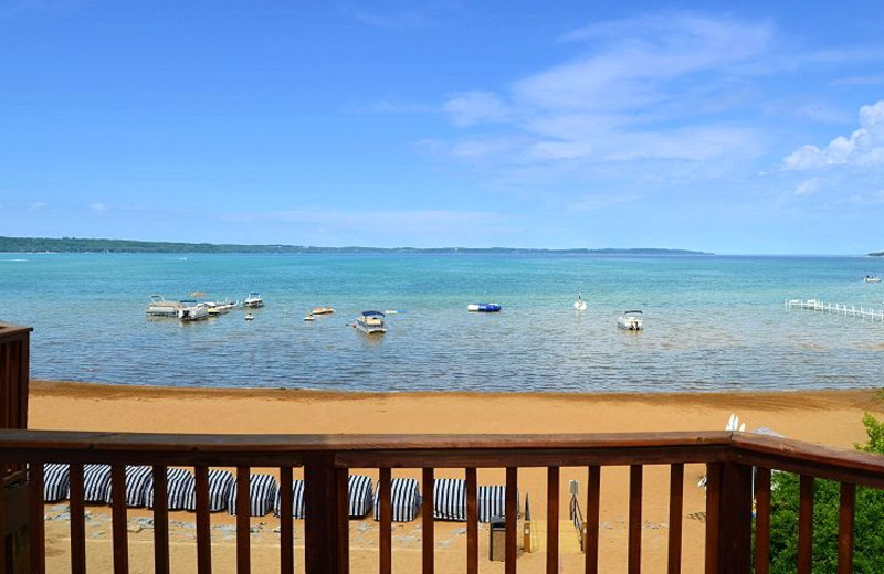 The Beach Condominiums HotelResort (Traverse City, MI) Resort Reviews