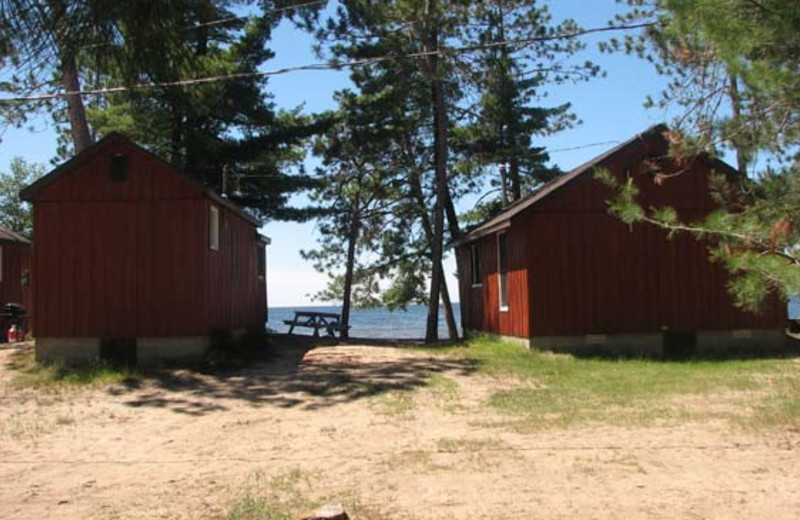 Cottages at Waltonian Inn.