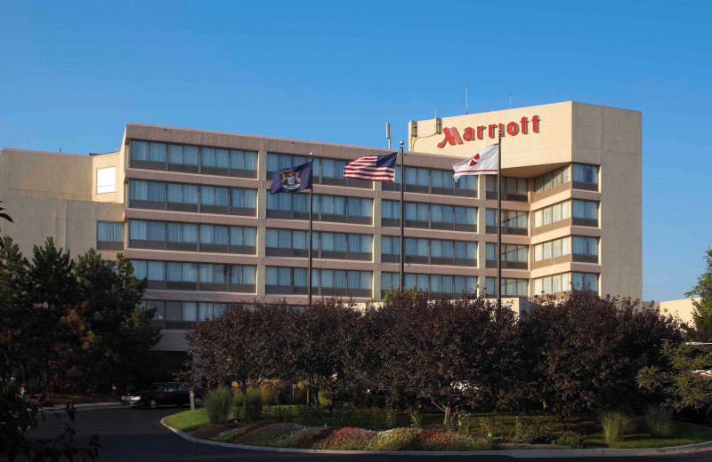 Exterior view of Detroit Marriott Livonia.