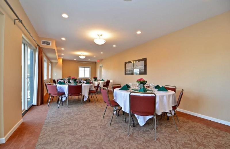 Conference room at Rivertide Suites Hotel.