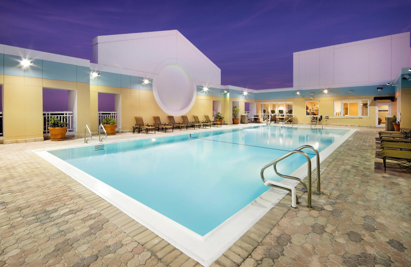 Outdoor pool at Sheraton Suites Plantation, Ft. Lauderdale West.