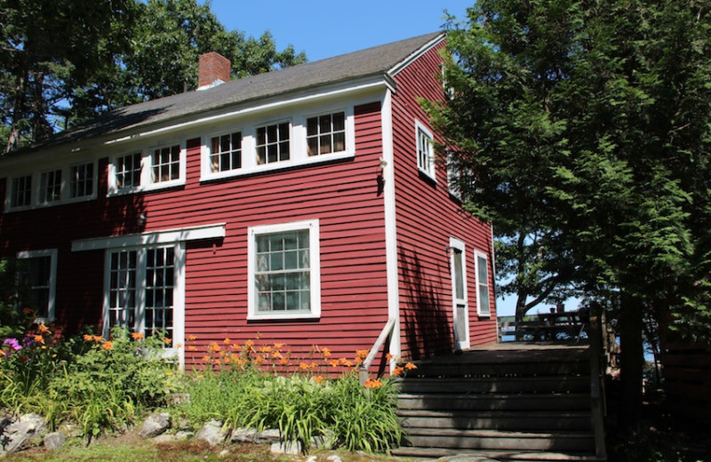 Rental exterior at Harborfields Waterfront Vacation Cottages.