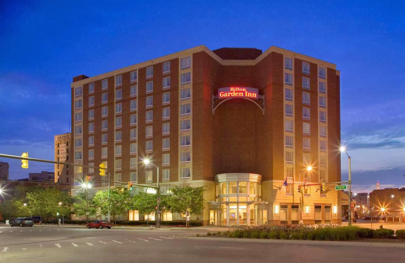 Exterior view of Hilton Garden Inn Detroit Downtown.