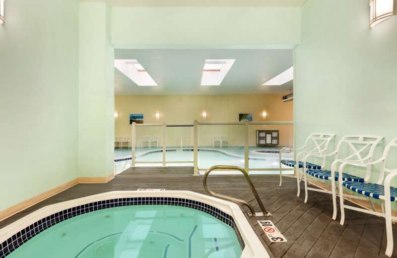 Hot tub at Holiday Inn Oceanfront Ocean City.