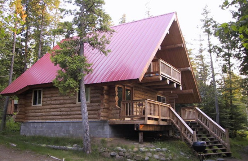 Exterior cabin view at Heston's Lodge.