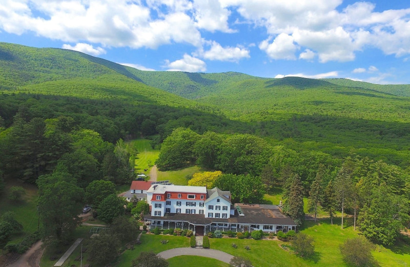 Exterior view of Winter Clove Inn.