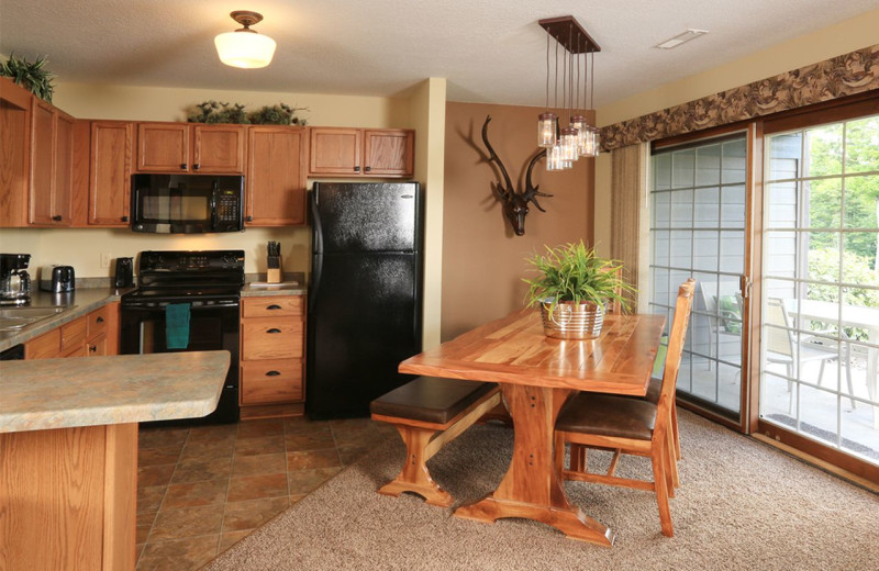 Guest kitchen and dining room at Wild Eagle Lodge.