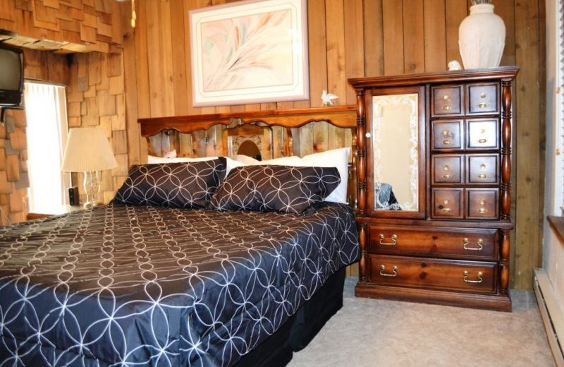 Guest bedroom at Brian Head Vacation Rentals.