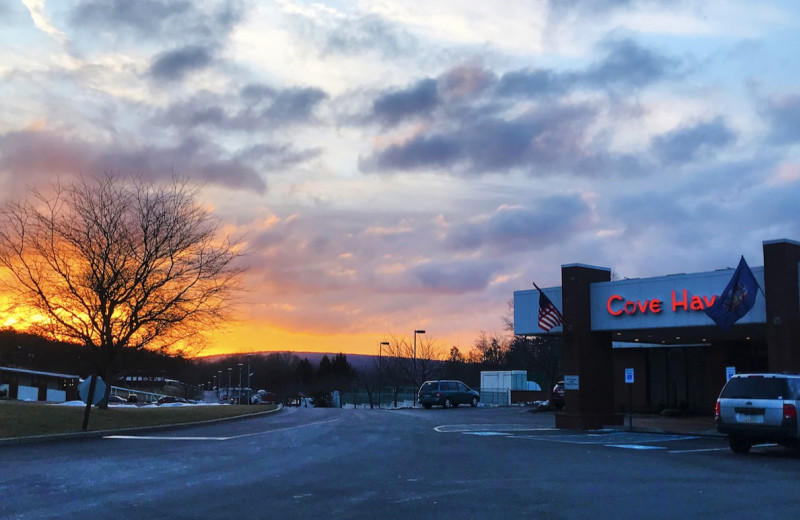 Exterior view of Cove Haven Entertainment Resorts.