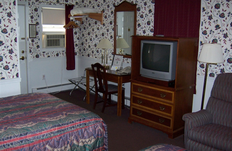 Guest room at Highland Lake Resort.