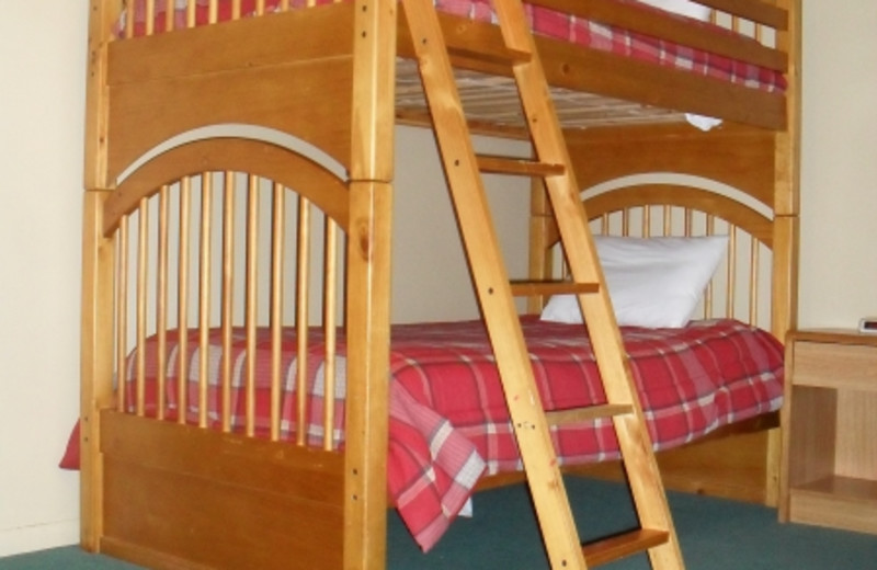 Bunk Bed Guest Room at Pine Mountain Resort
