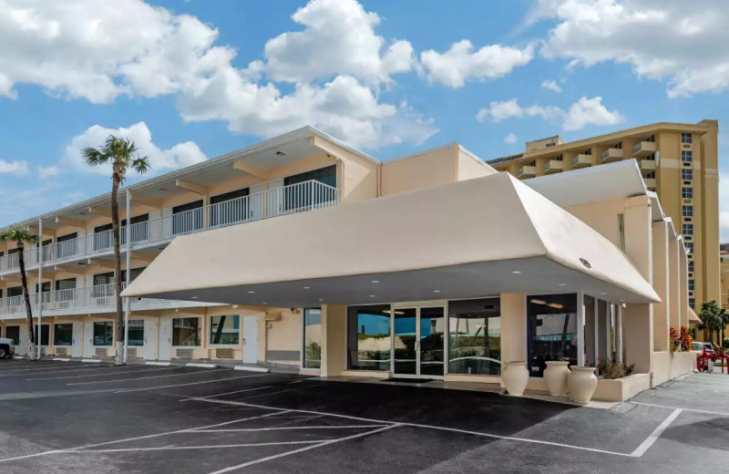 Exterior view of Quality Inn Daytona Beach Oceanfront.