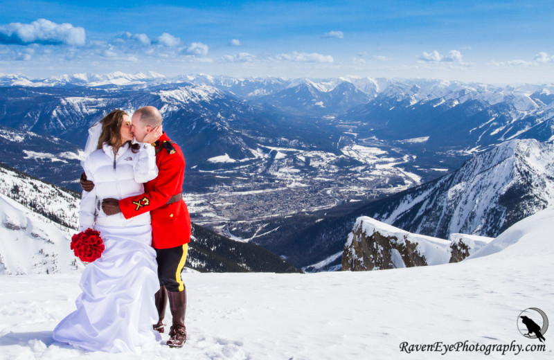 Wedding couple at Red Tree Lodge.