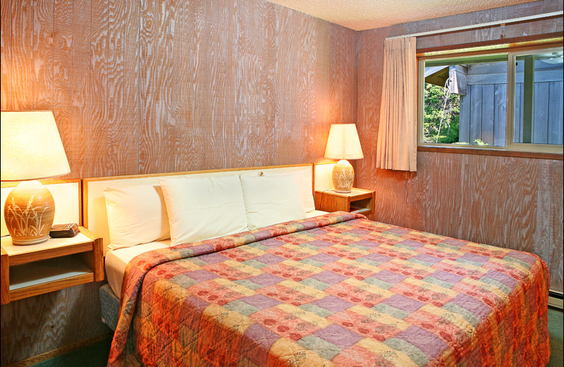 Guest bedroom at Ocean Crest Resort.