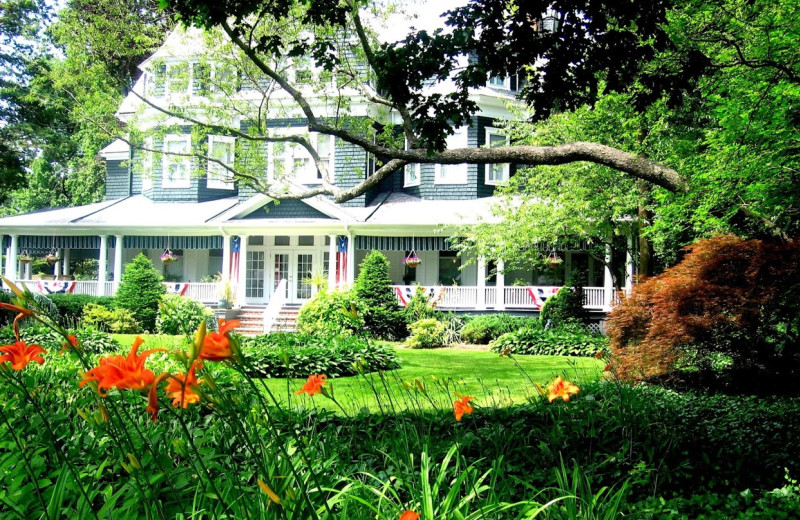 Exterior view of Cedars & Beeches.