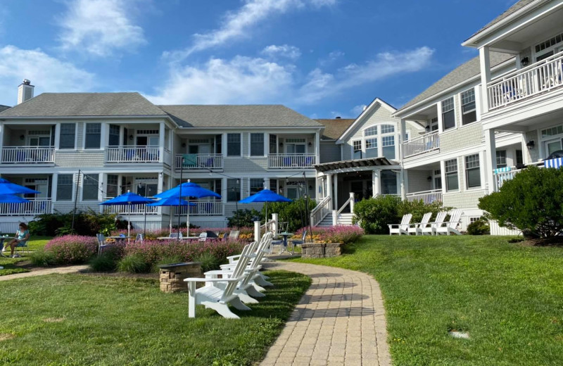 Exterior view of Beachmere Inn.