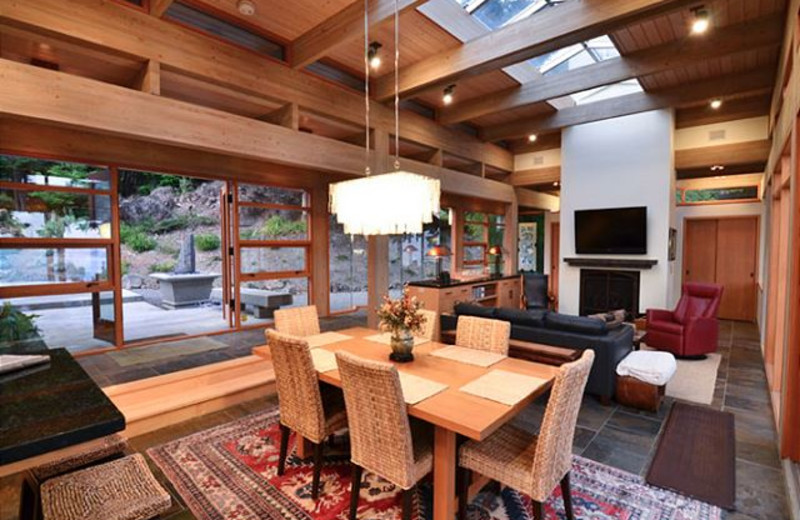 Rental dining room at Redwood Coast Vacation Rentals.