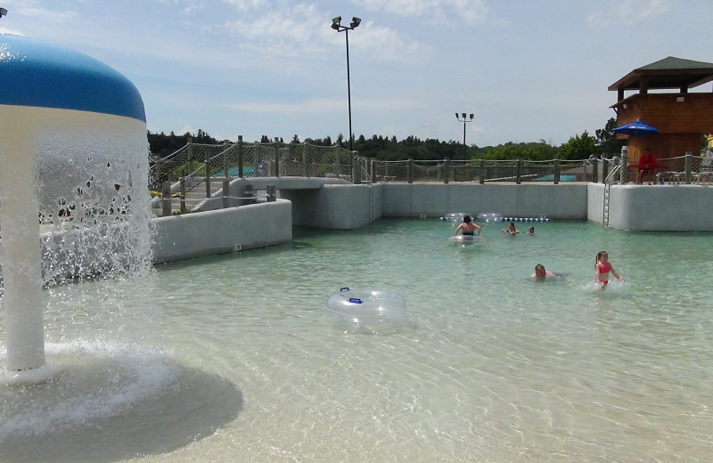Outdoor pool at Yogi Bear's Jellystone Park Warrens.