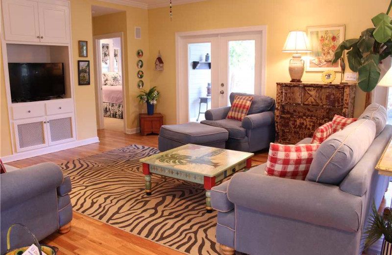 Rental living room at Have Travel Memories Rentals.