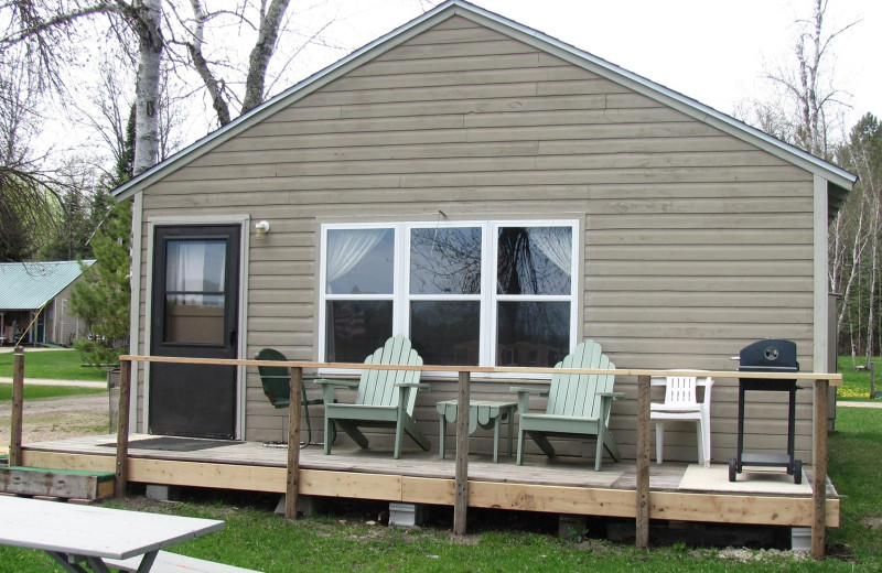 Cabin exterior at Rising Eagle Resort.